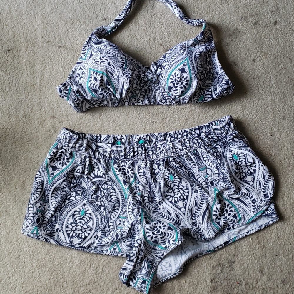 Women's Cocos Swim Bikini Top and Shorts Sz 18W